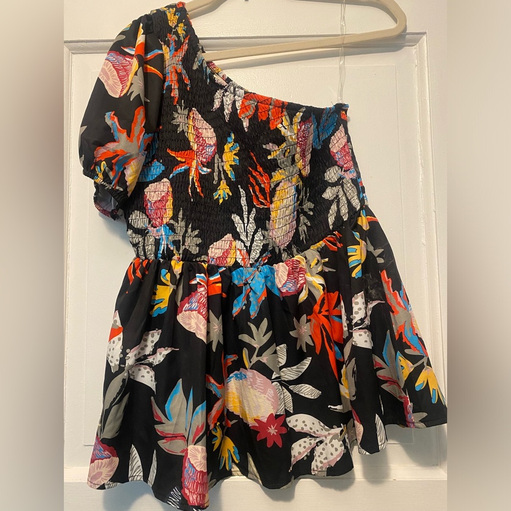 Jodifl — size small one shoulder top — BNWT